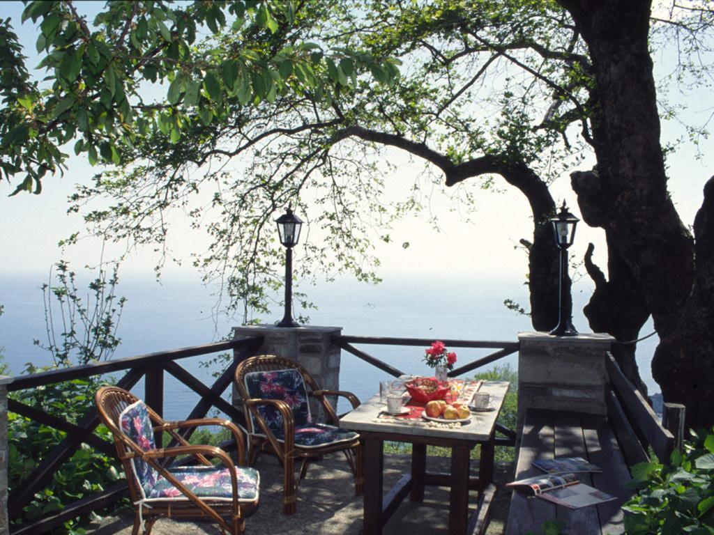 Villa Georgie Цагарада Екстериор снимка